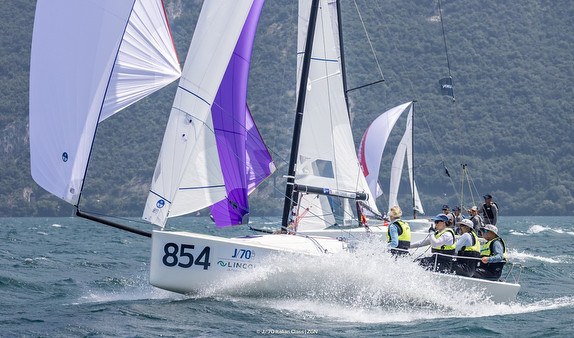 Wired logo with a pixelated design.