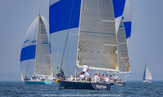 Wired logo with a pixelated design.