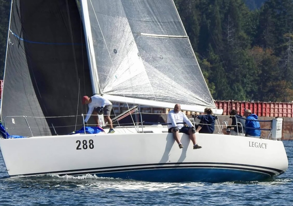 J/109 sailing offshore on Seattle’s Puget Sound