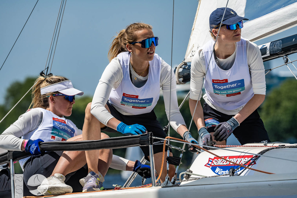 Women J/70 sailors racing Helga Cup in Hamburg, Germany