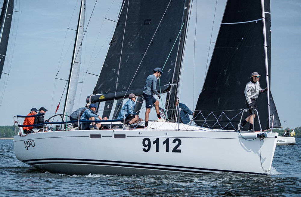 J/112E sailing Stellendam Regatta