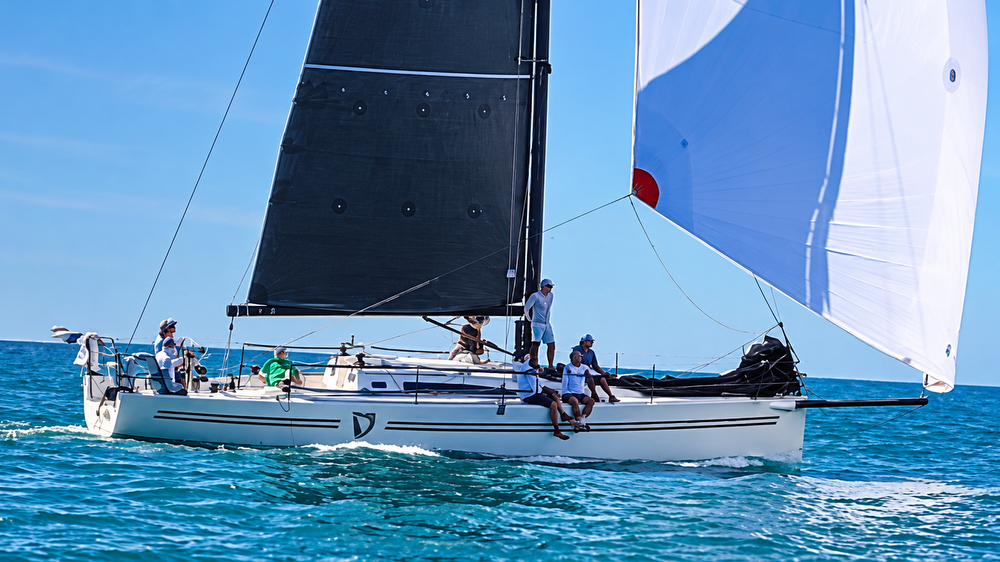 J/121 sailing the Buzzards Bay Trophy 2026